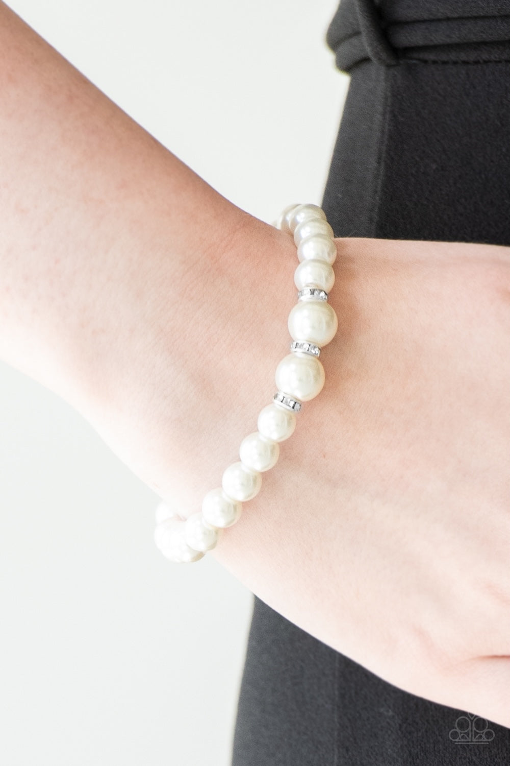 pearl bracelet